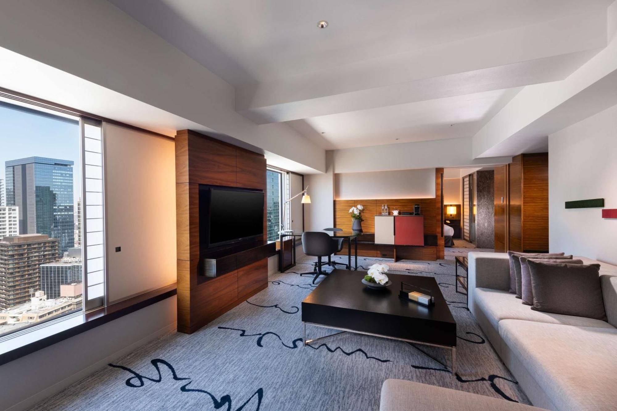 Hilton Tokyo Hotel Екстериор снимка
